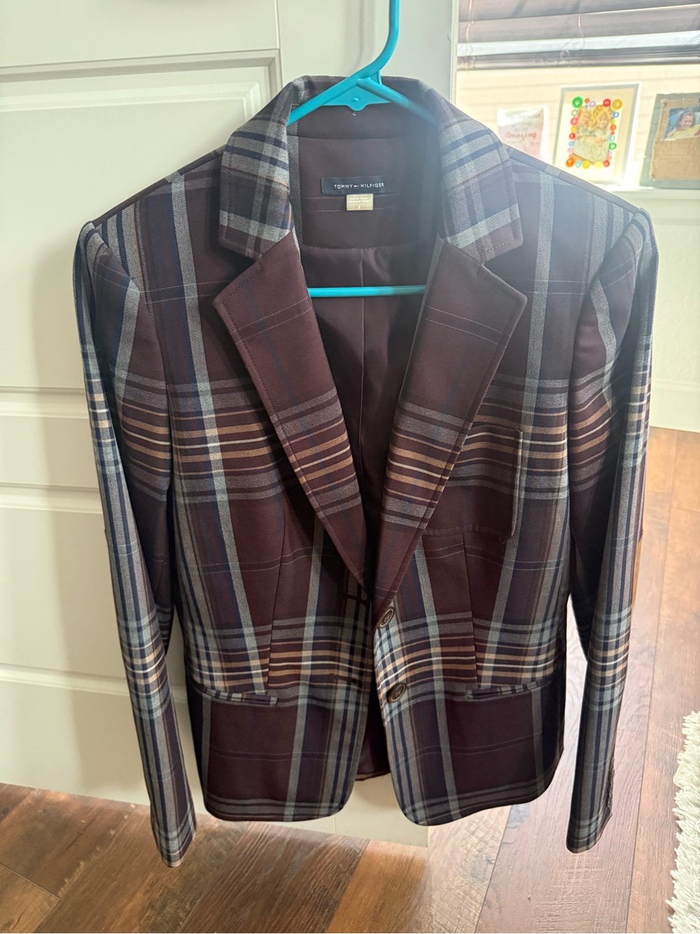 Tommy Hilfiger Plaid women’s Blazer in burgundy and Blue
